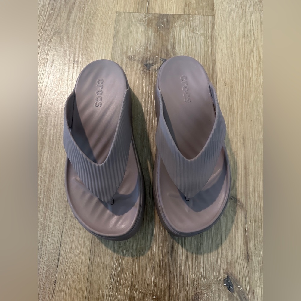 CROCS Women's Platform Flip Sandal in Dusty Mauve